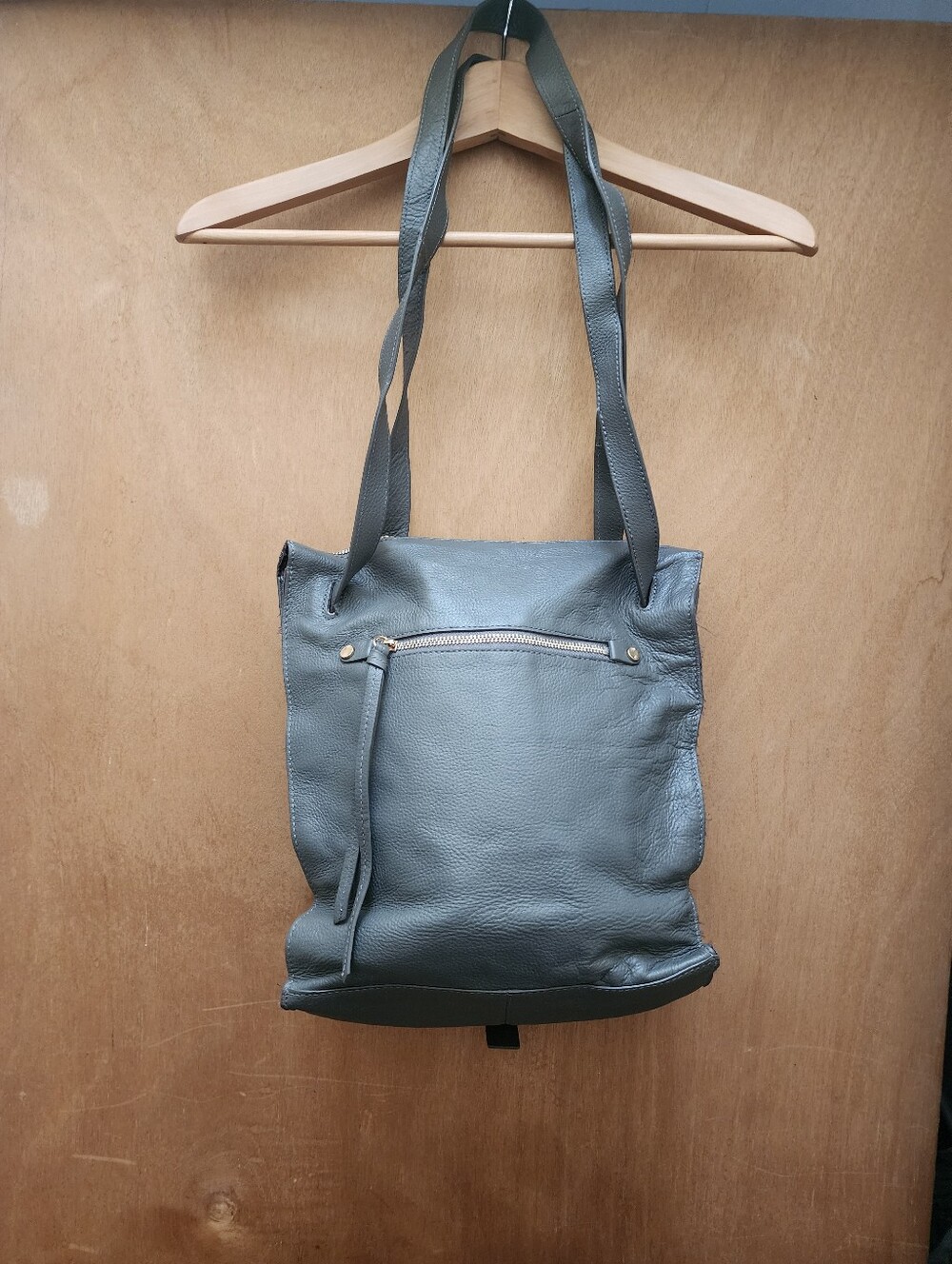 Kooba Leather Shoulder Bag in Gray